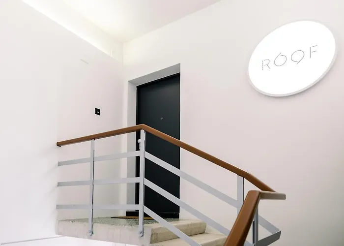 Apartman Roof 69 *